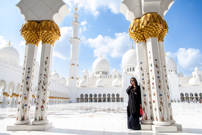 Die Sheikh Zayed Grand Mosque In Abu Dhabi Josie Loves